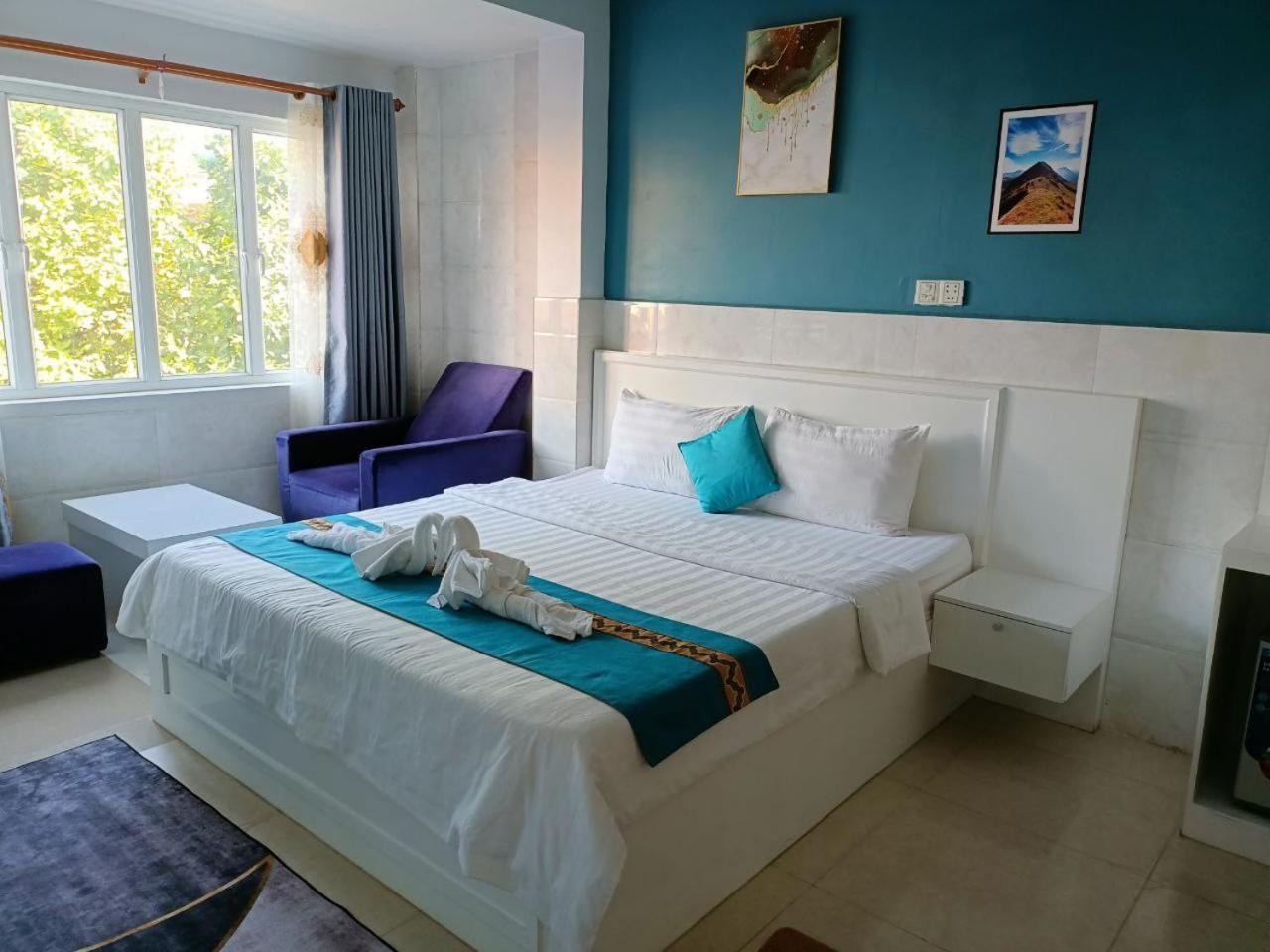 Green Garden Guesthouse กำปอต ภายนอก รูปภาพ